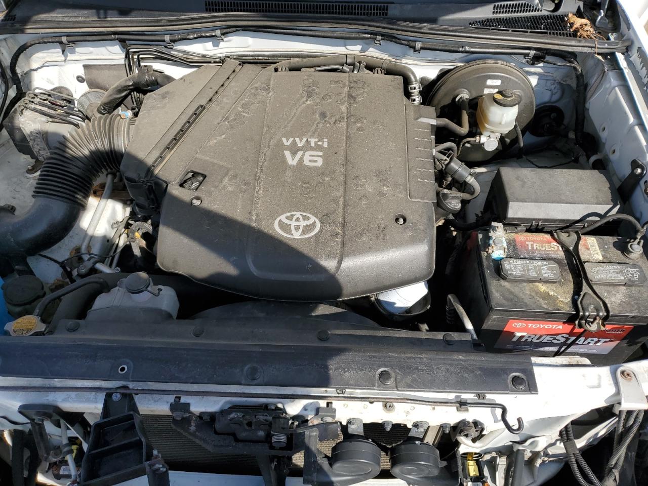 2009 Toyota Tacoma - Image 12