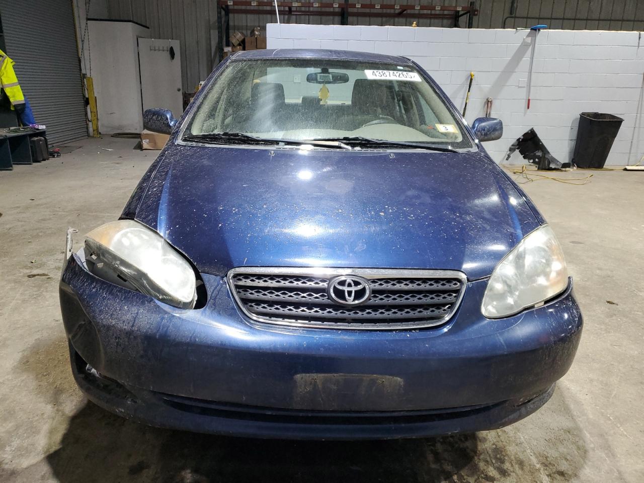 2005 Toyota Corolla - Image 5