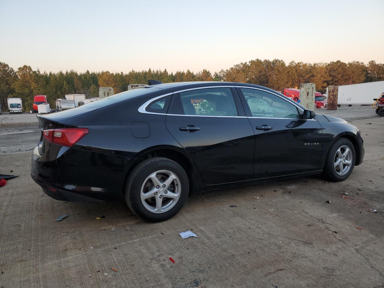 2016 Chevrolet Malibu - Image 3