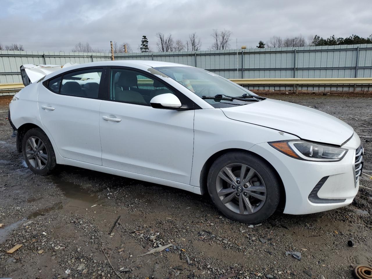 2017 Hyundai Sonata - Image 4