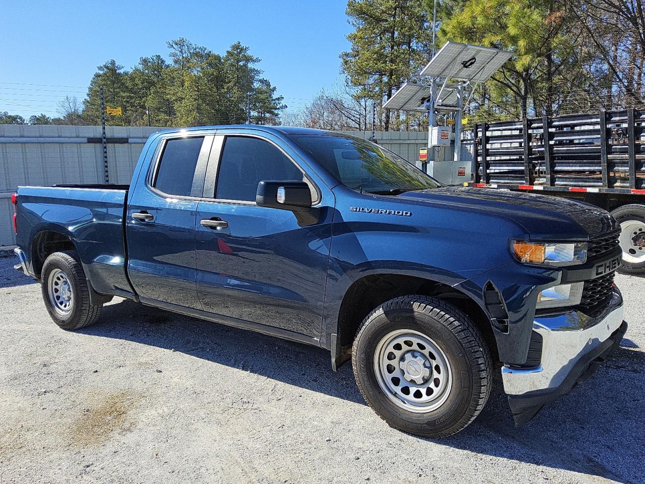 2019 Chevrolet Silverado - Image 4