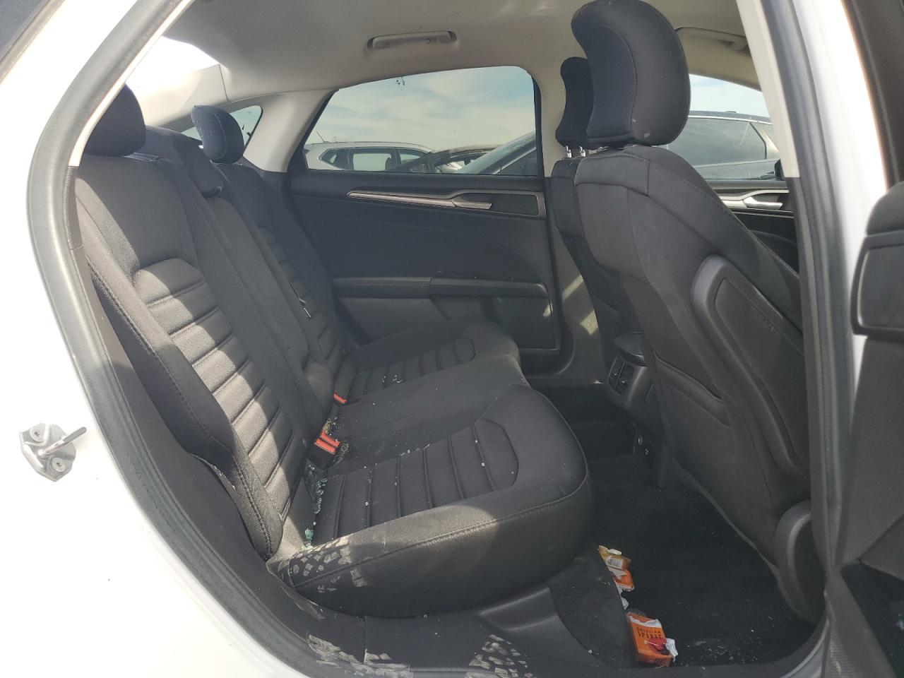 2016 Ford Fusion - Image 10