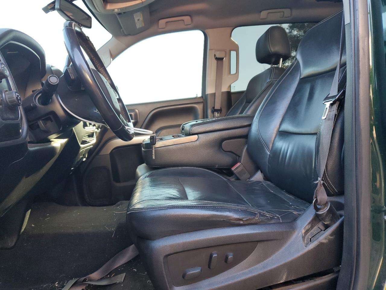 2015 Chevrolet Silverado - Image 7