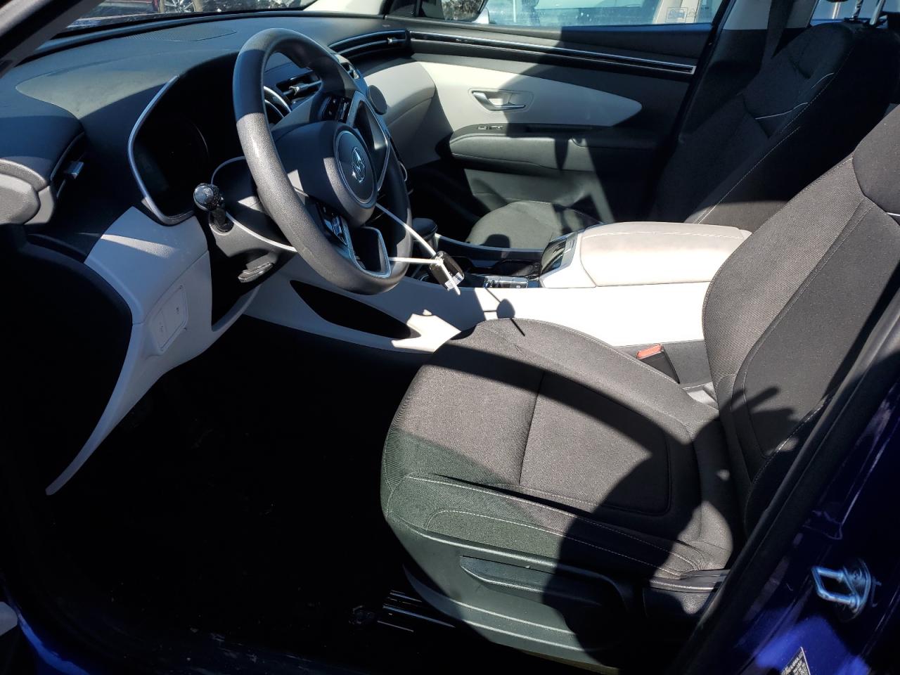 2022 Hyundai Tucson - Image 7