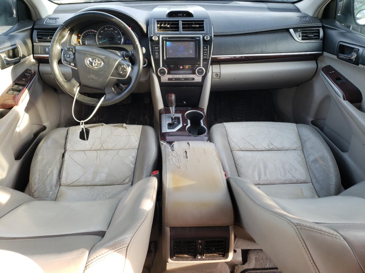 2012 Toyota Camry - Image 8