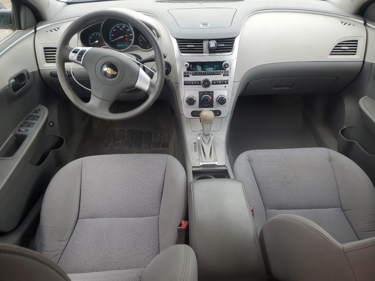 2011 Chevrolet Malibu - Image 8
