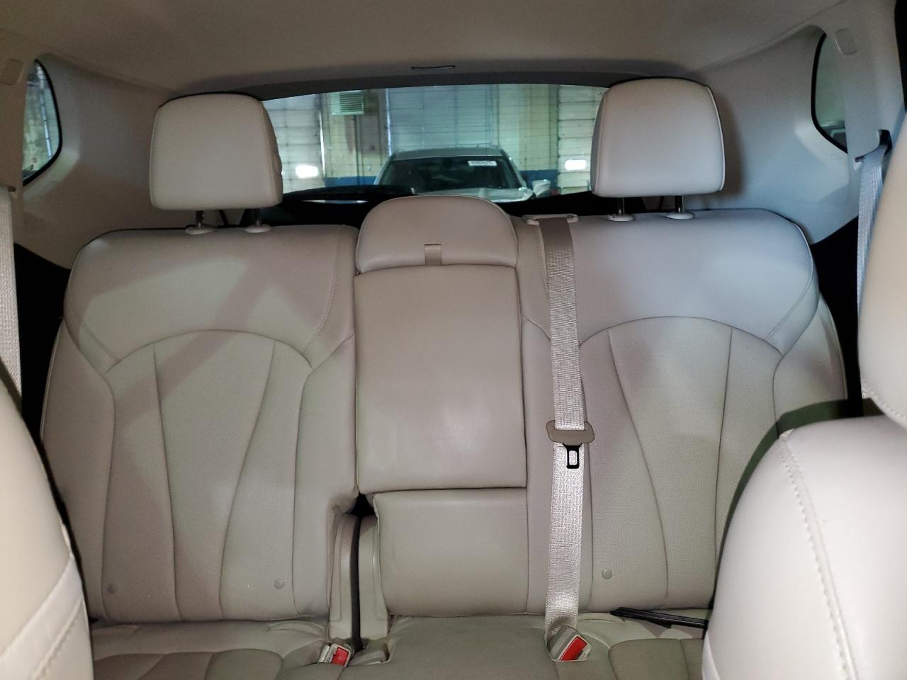 2017 Buick Envision - Image 10