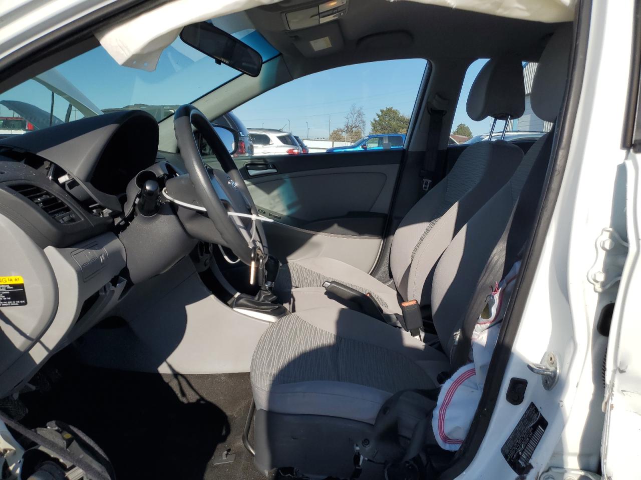 2015 Hyundai Accent - Image 7