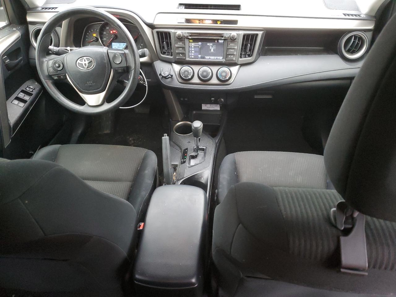 2015 Toyota RAV 4 - Image 8