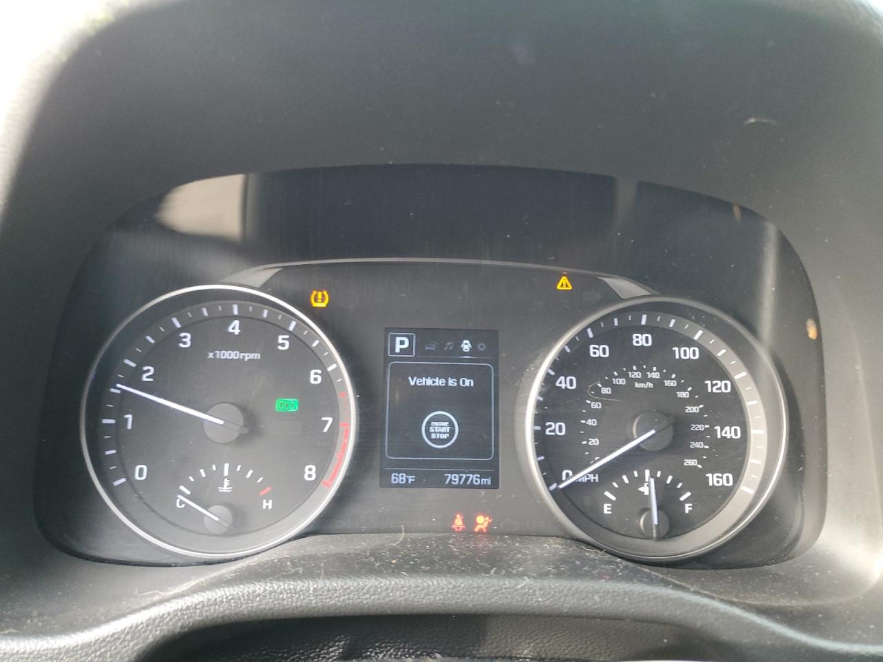 2017 Hyundai Elantra - Image 9