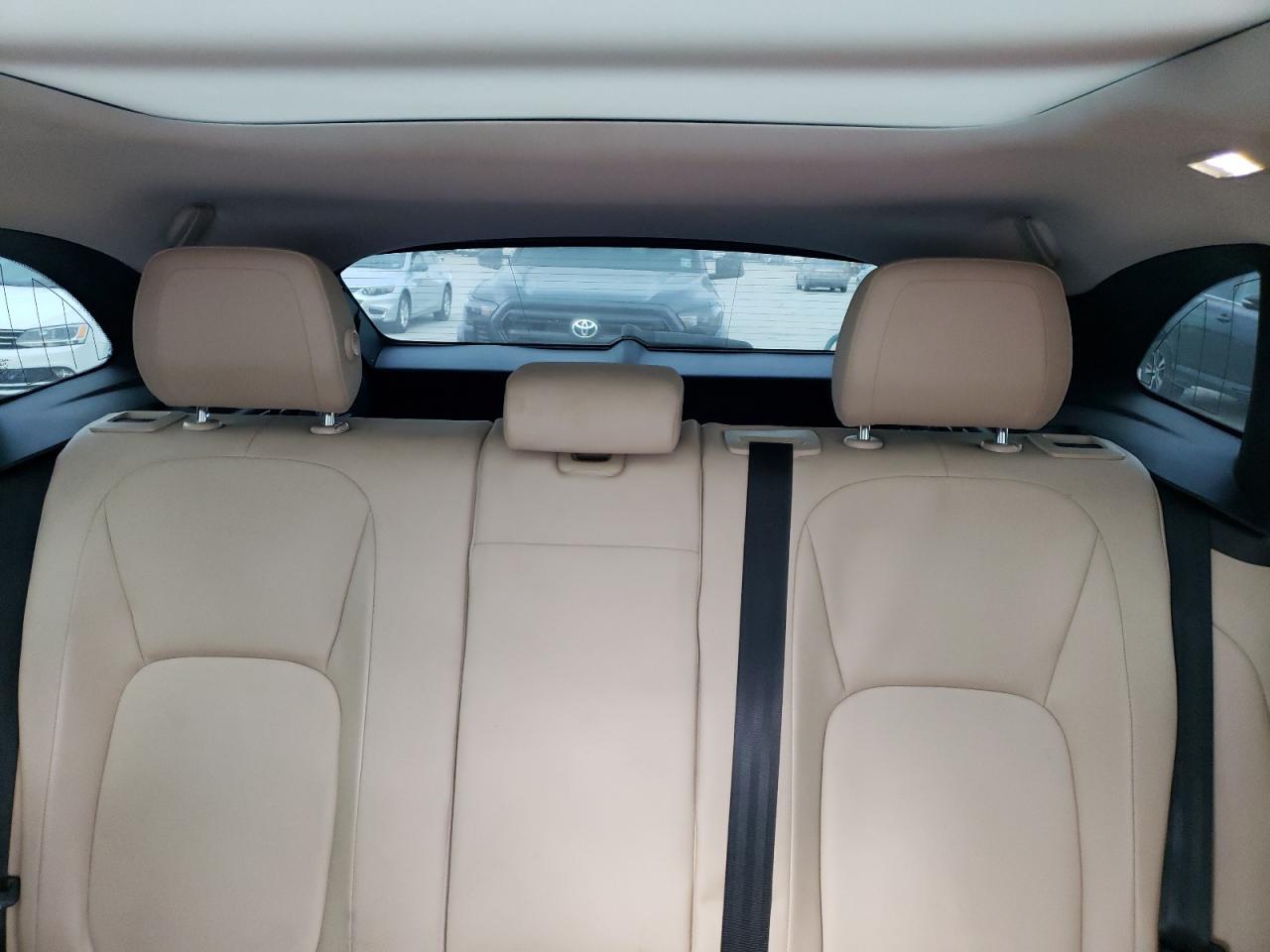 2017 Jaguar F-Pace - Image 10