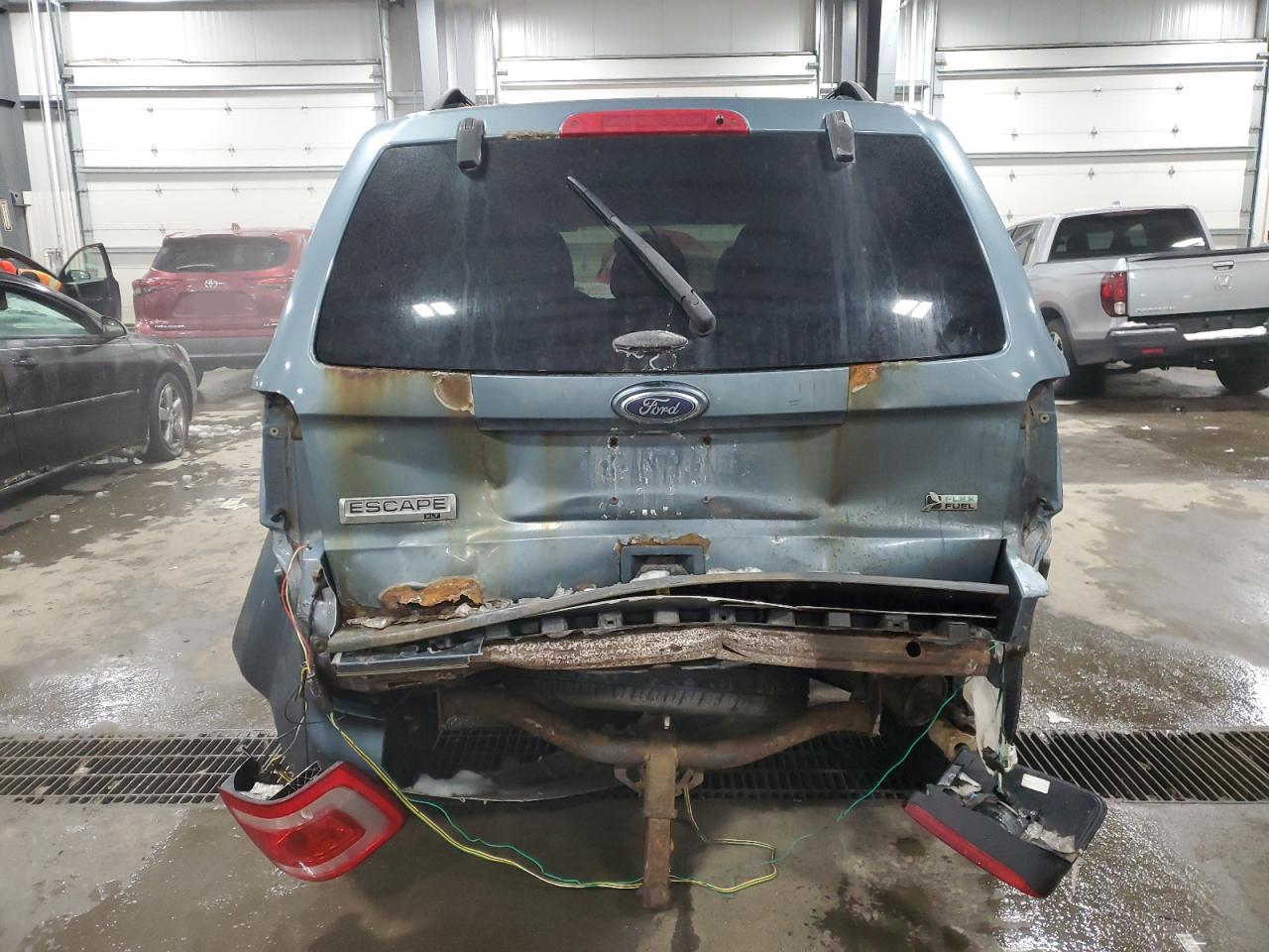 2011 Ford Escape - Image 6