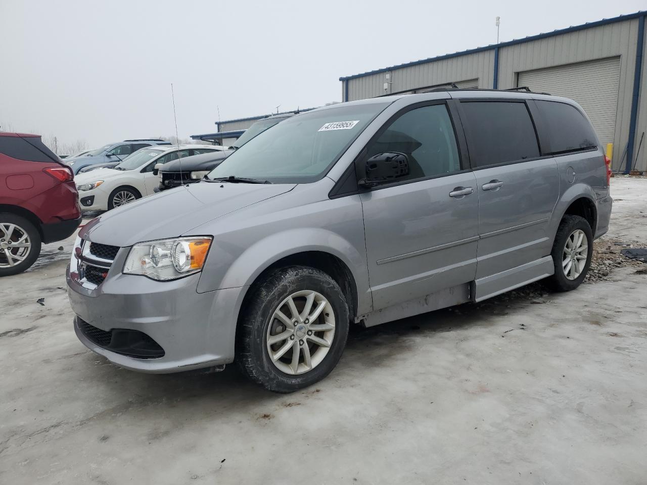2015 Dodge Caravan - Image 1