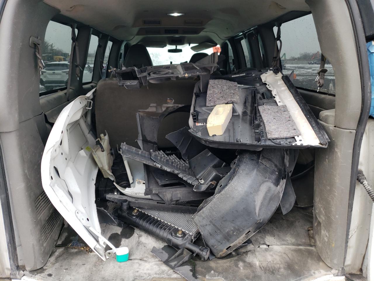 2012 Chevrolet Express - Image 13