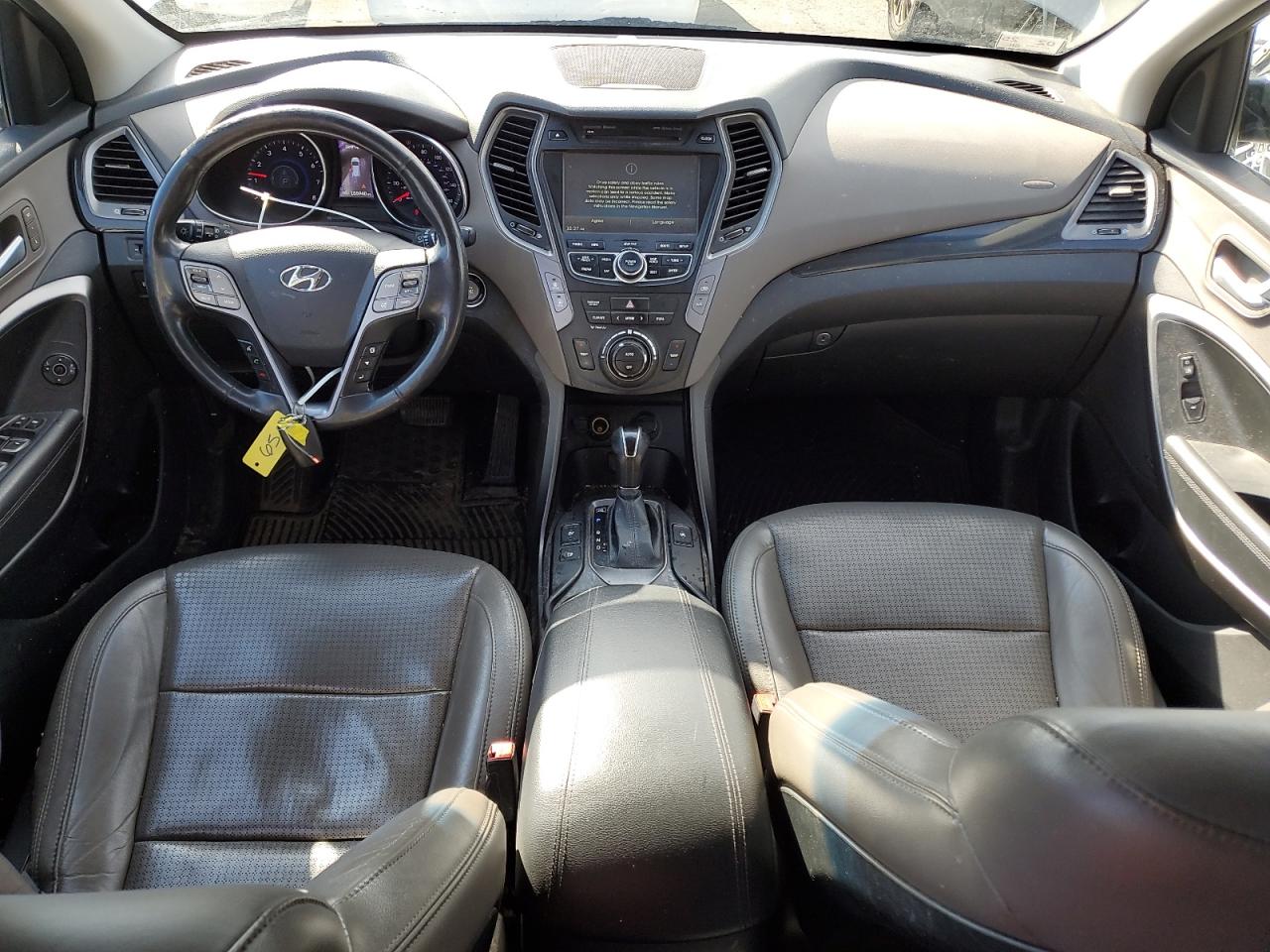 2014 Hyundai Santa Fe - Image 8