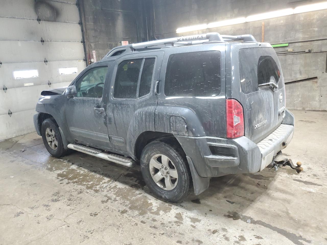 2010 Nissan XTerra - Image 2