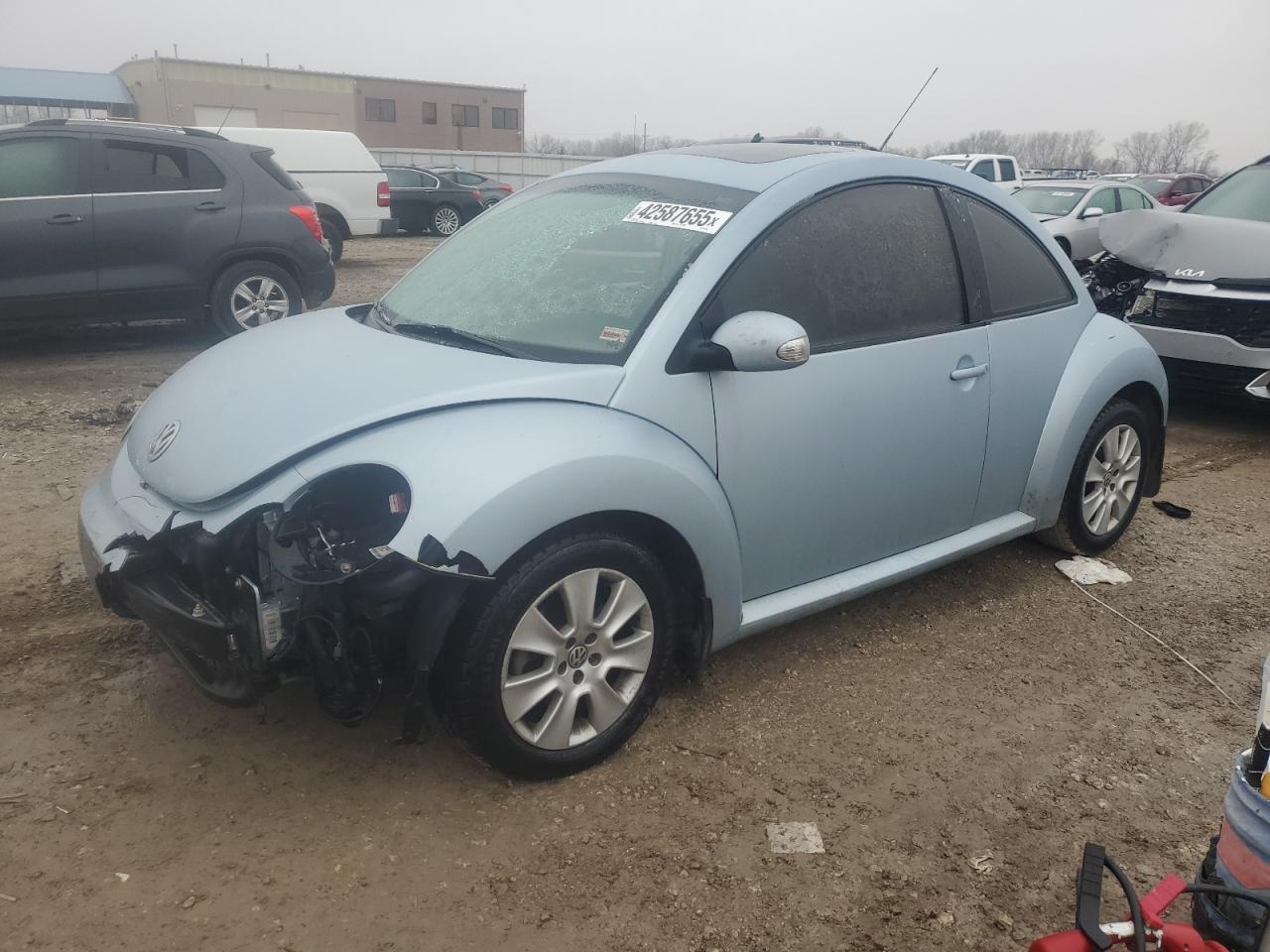 2010 Volkswagen Beetle - Image 1