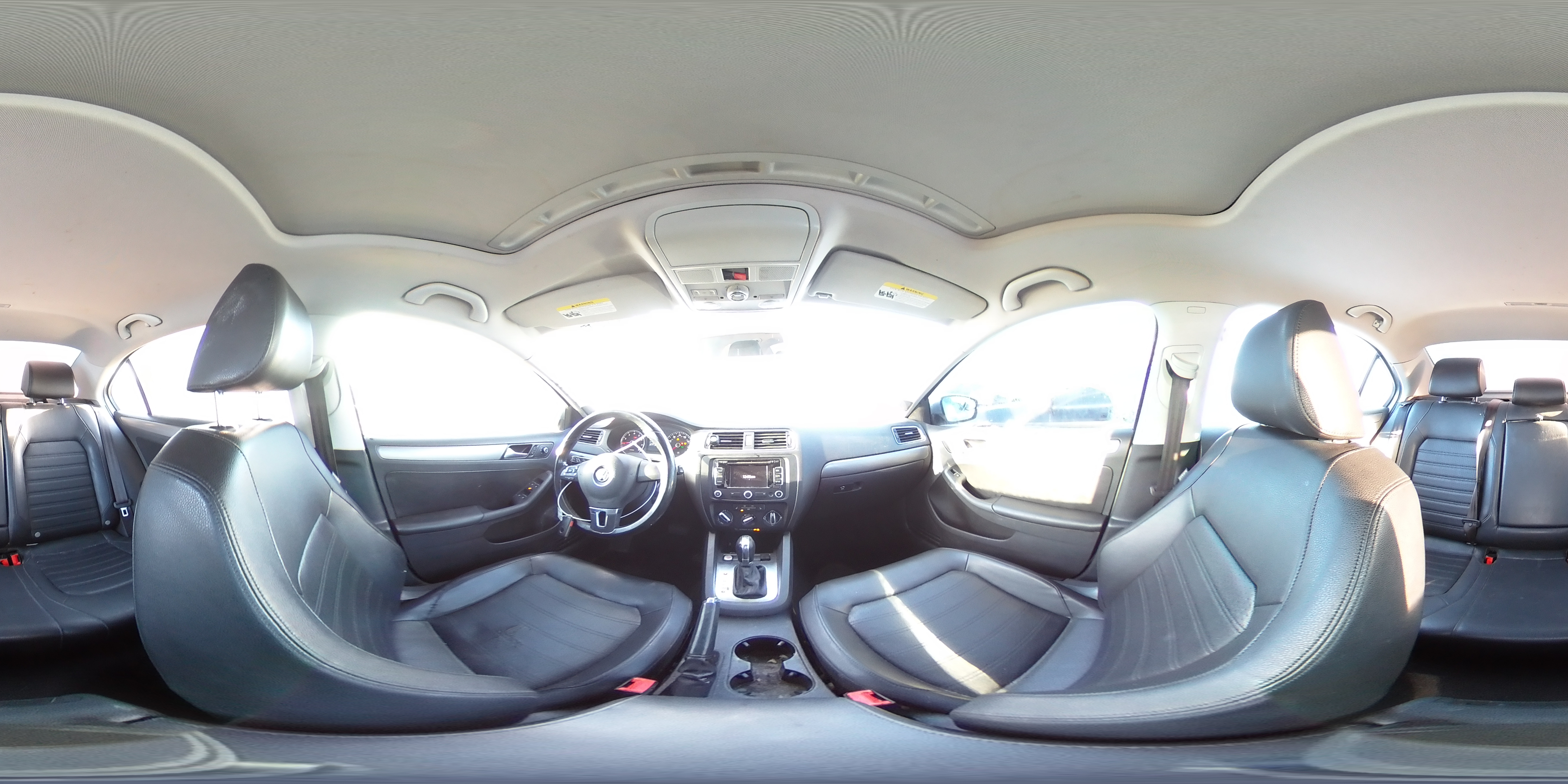 2014 Volkswagen Jetta - Image 14