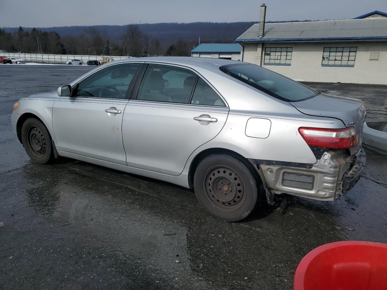 2009 Toyota Camry - Image 2