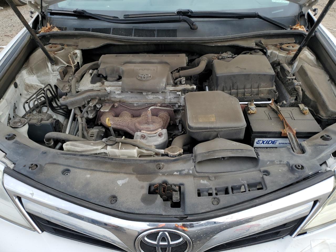2014 Toyota Camry - Image 11