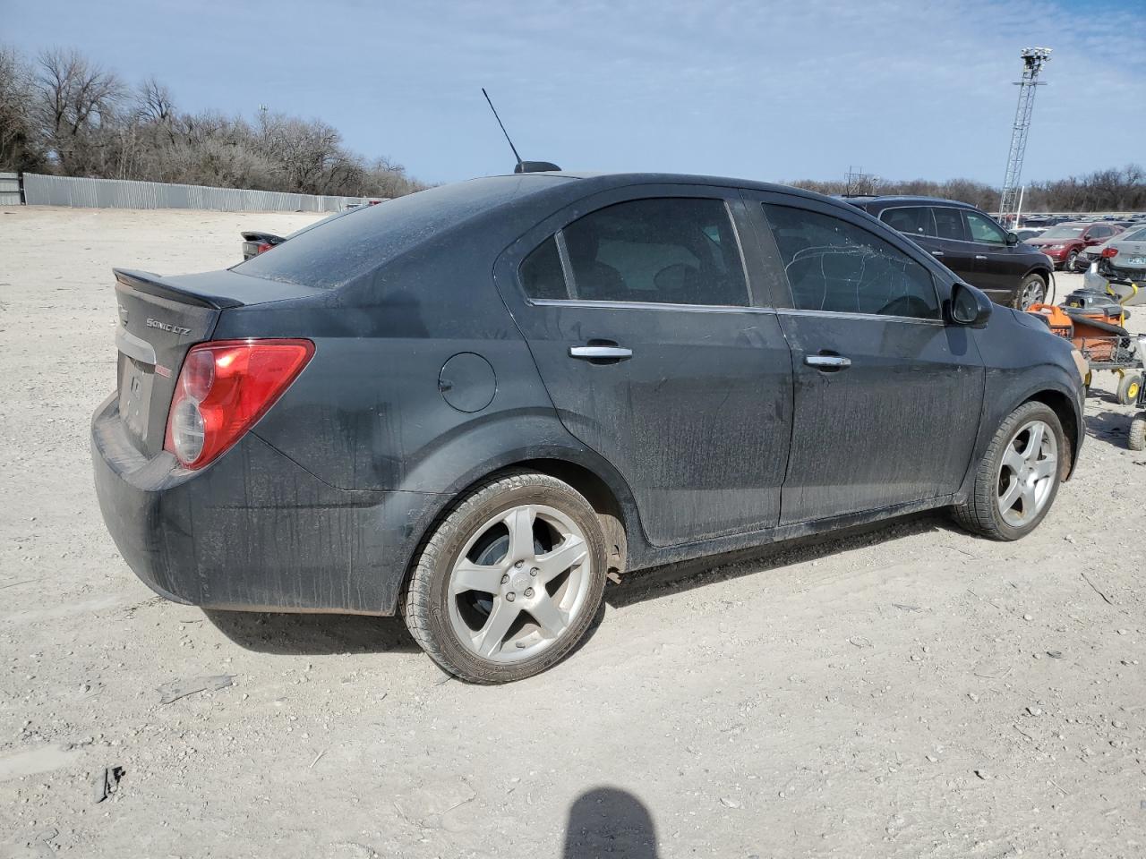 2015 Chevrolet Sonic - Image 3