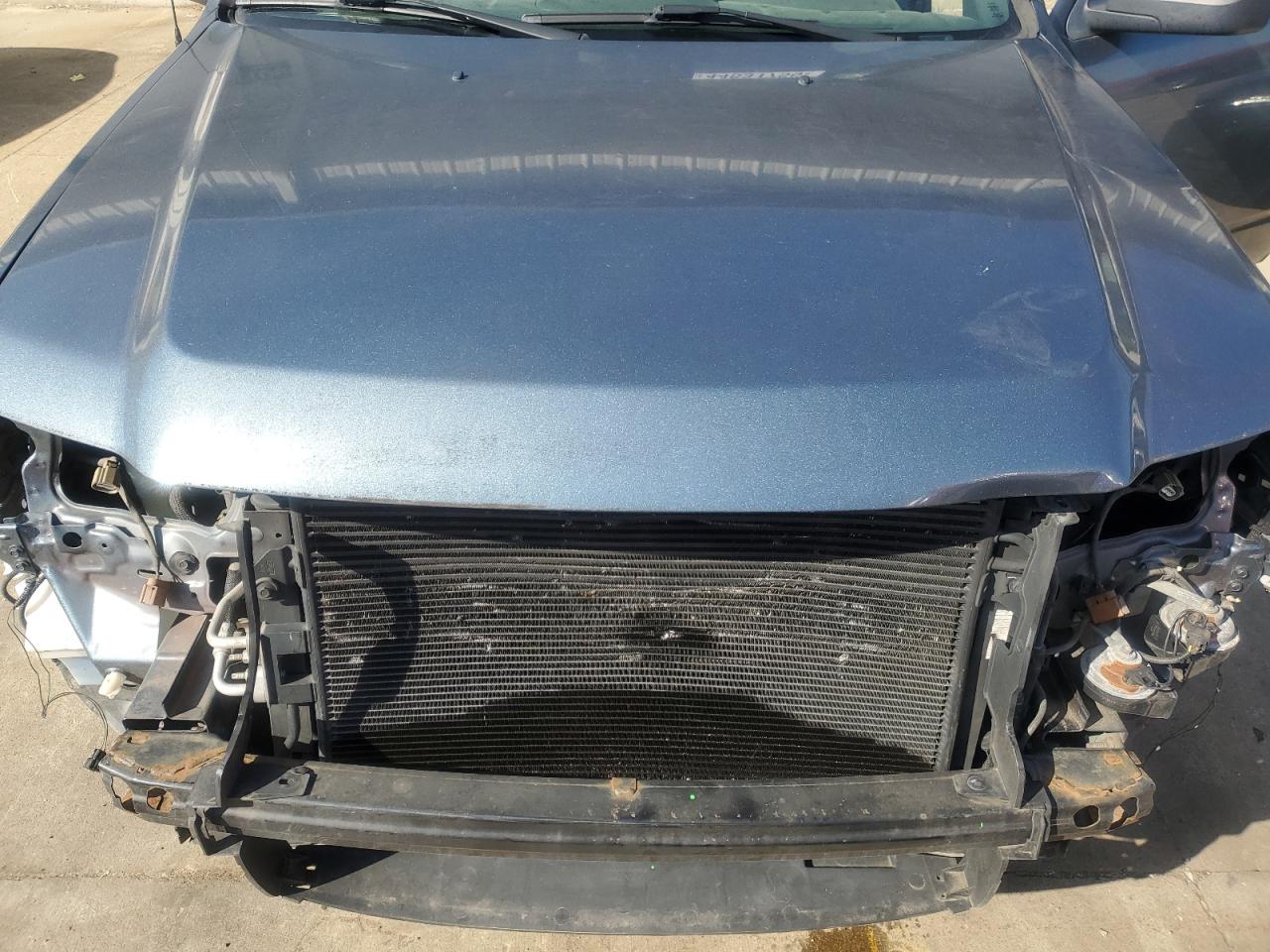 2010 Ford Escape - Image 12