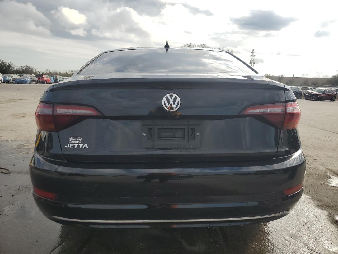 2019 Volkswagen Jetta - Image 6