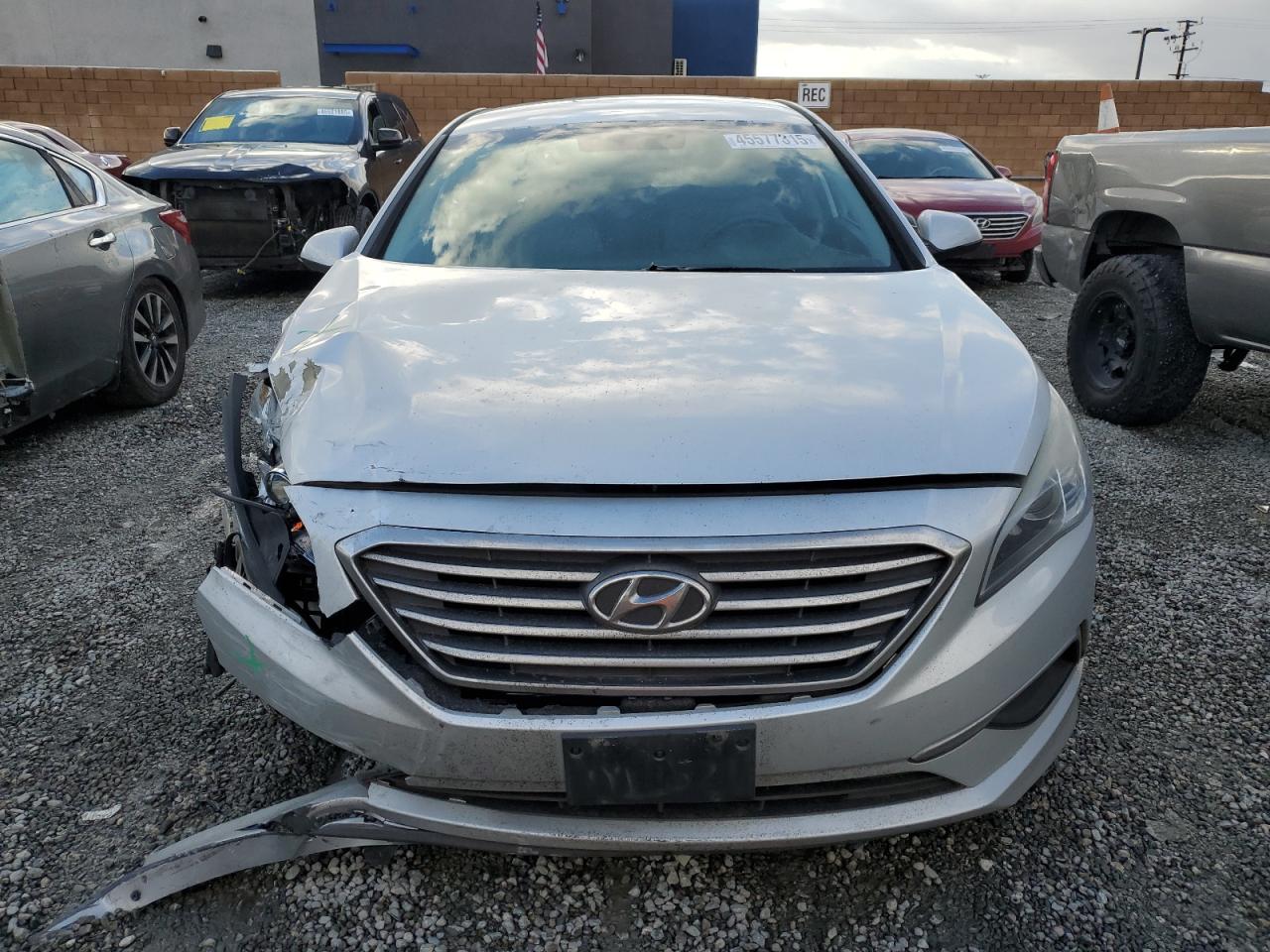 2017 Hyundai Sonata - Image 5