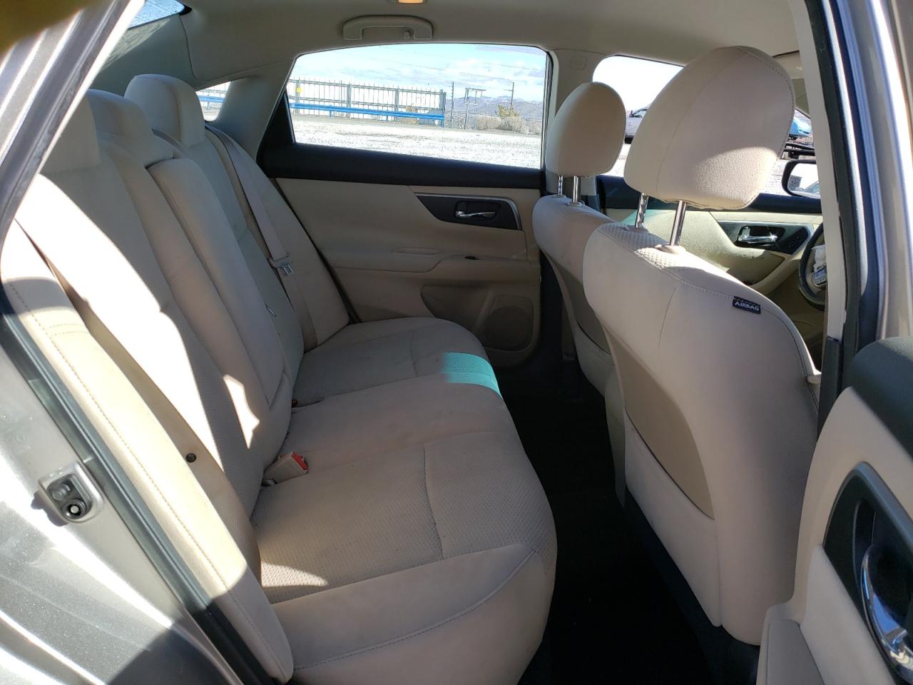 2015 Nissan Altima - Image 11