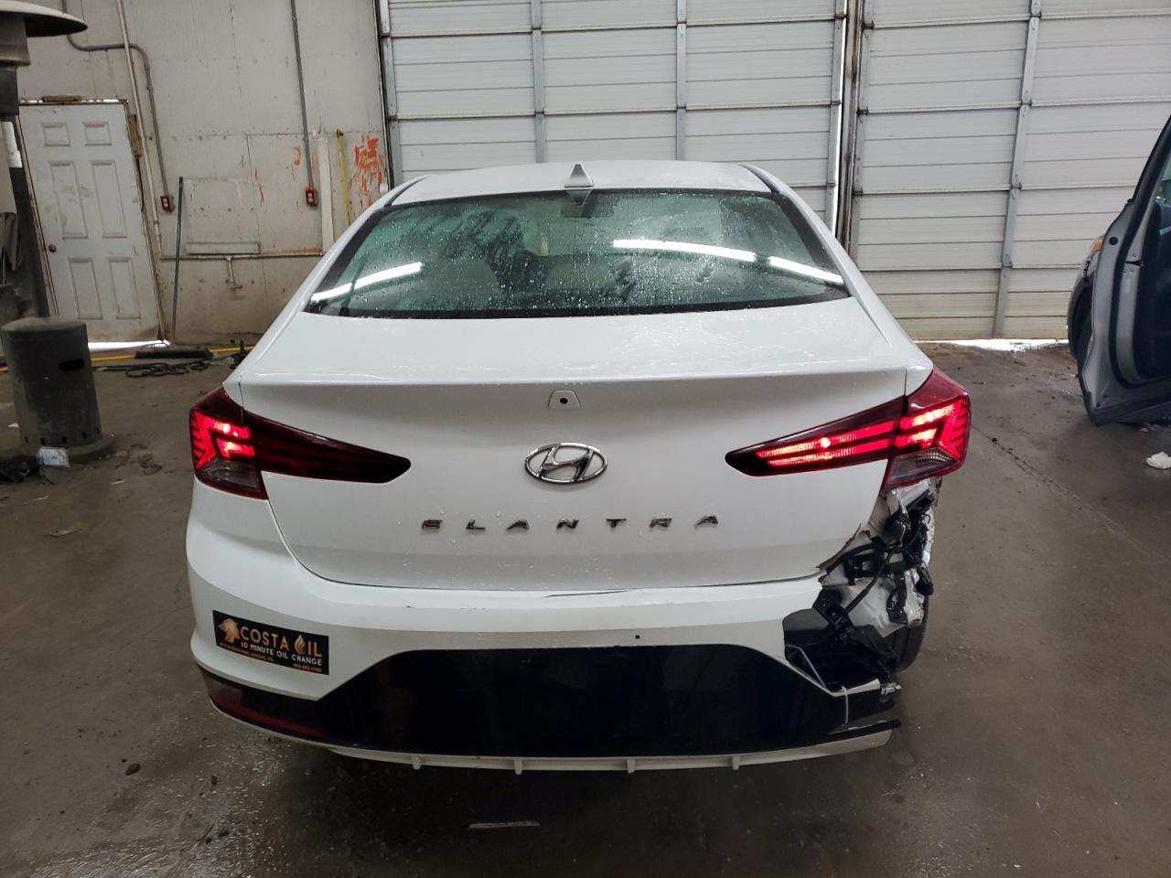 2020 Hyundai Elantra - Image 6