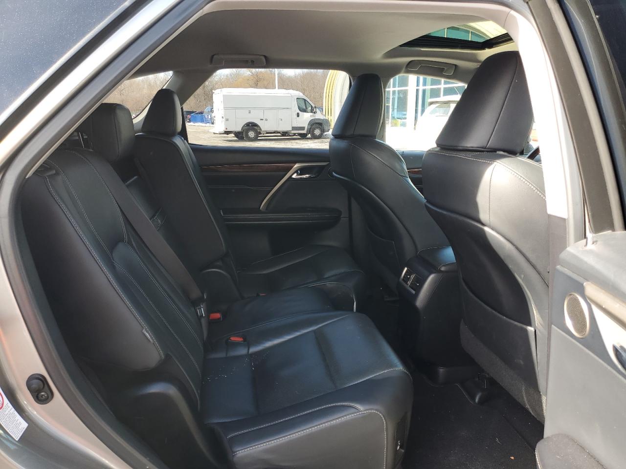 2019 Lexus RX - Image 11
