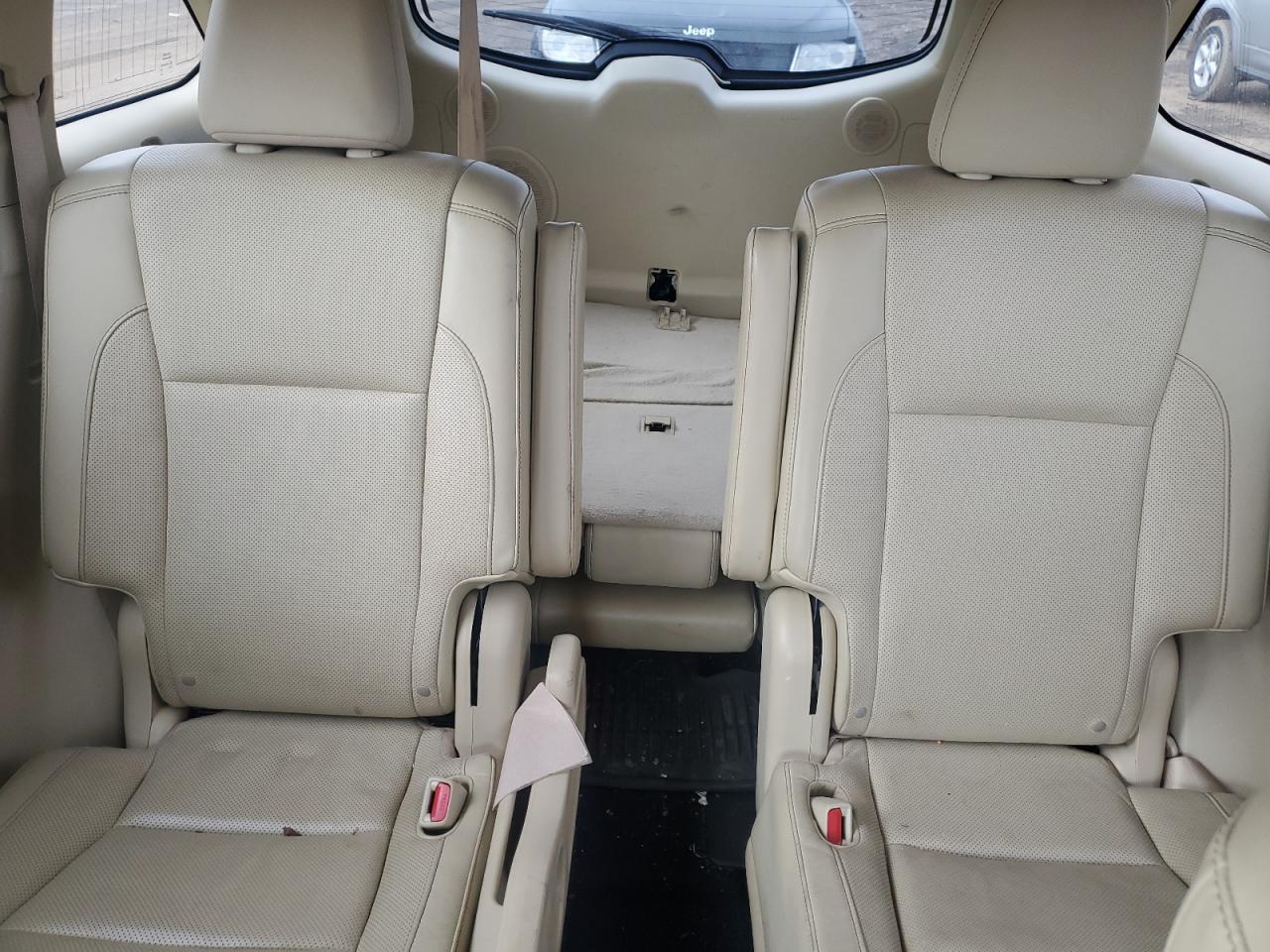 2014 Toyota Highlander - Image 10