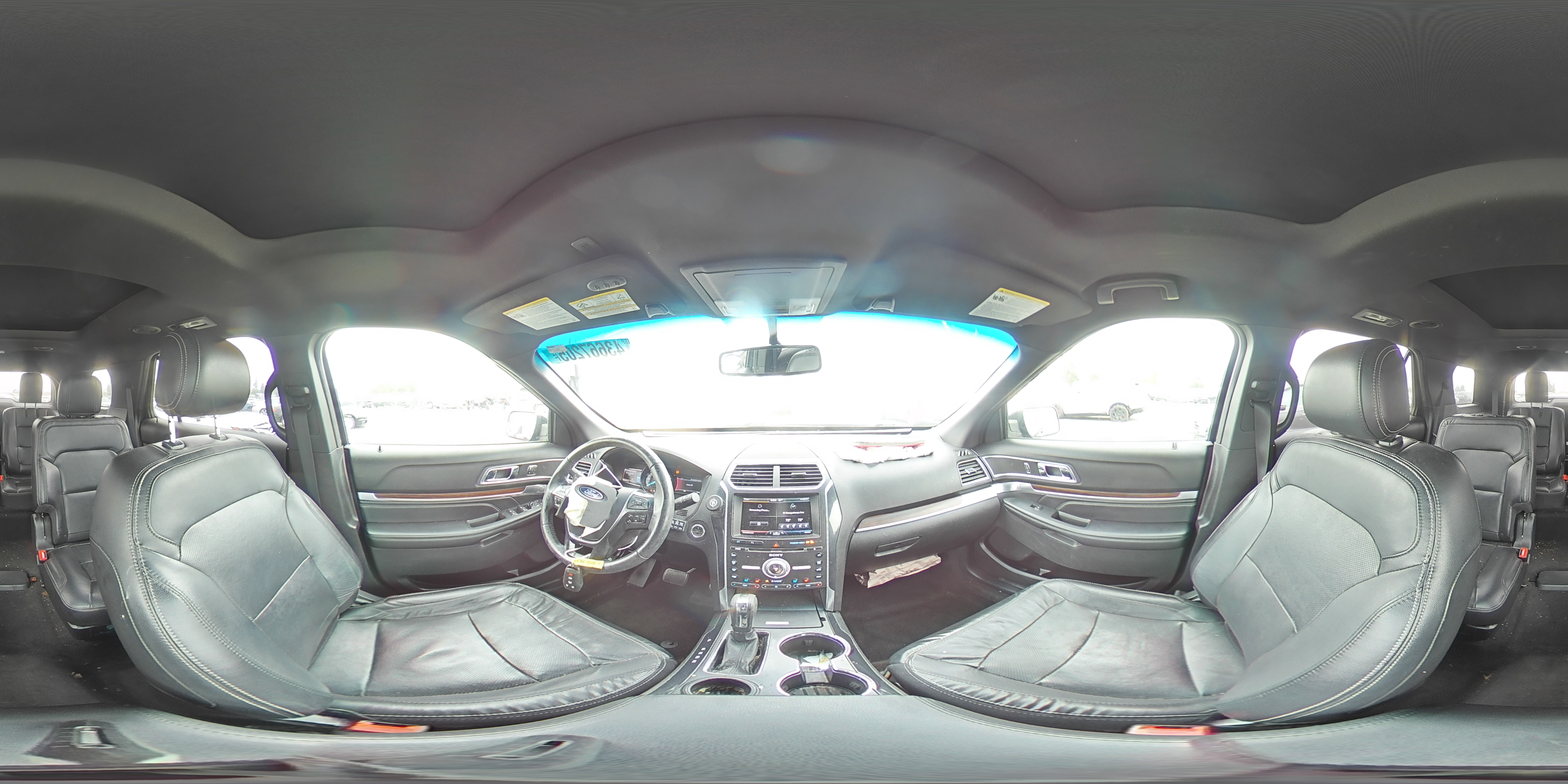 2016 Ford Explorer - Image 13