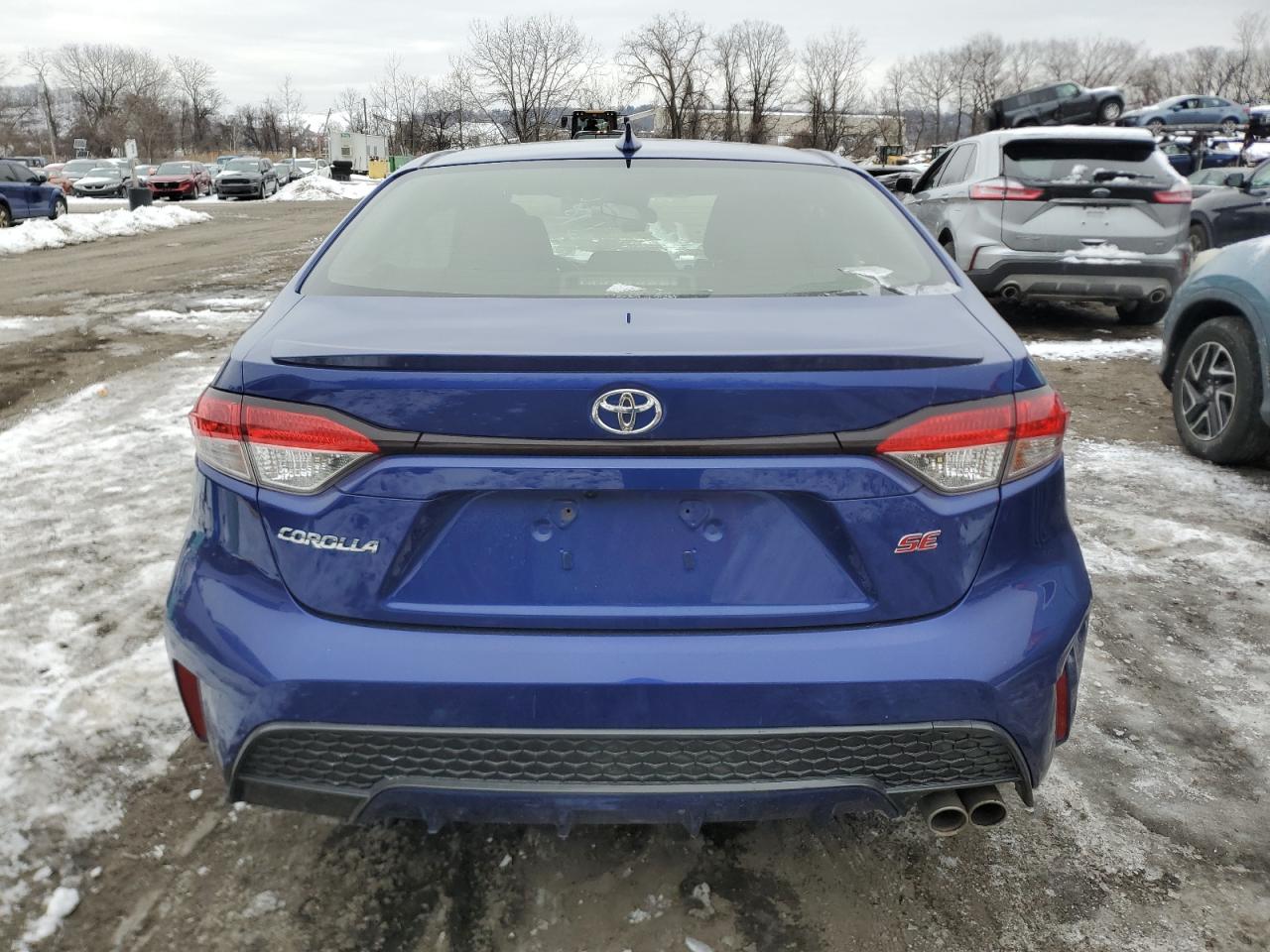 2022 Toyota Corolla - Image 6