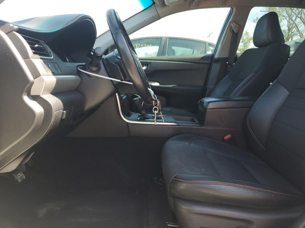 2016 Toyota Camry - Image 7