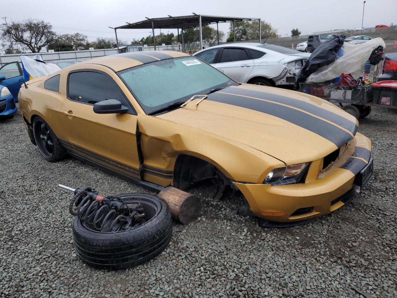 2010 Ford Mustang - Image 4
