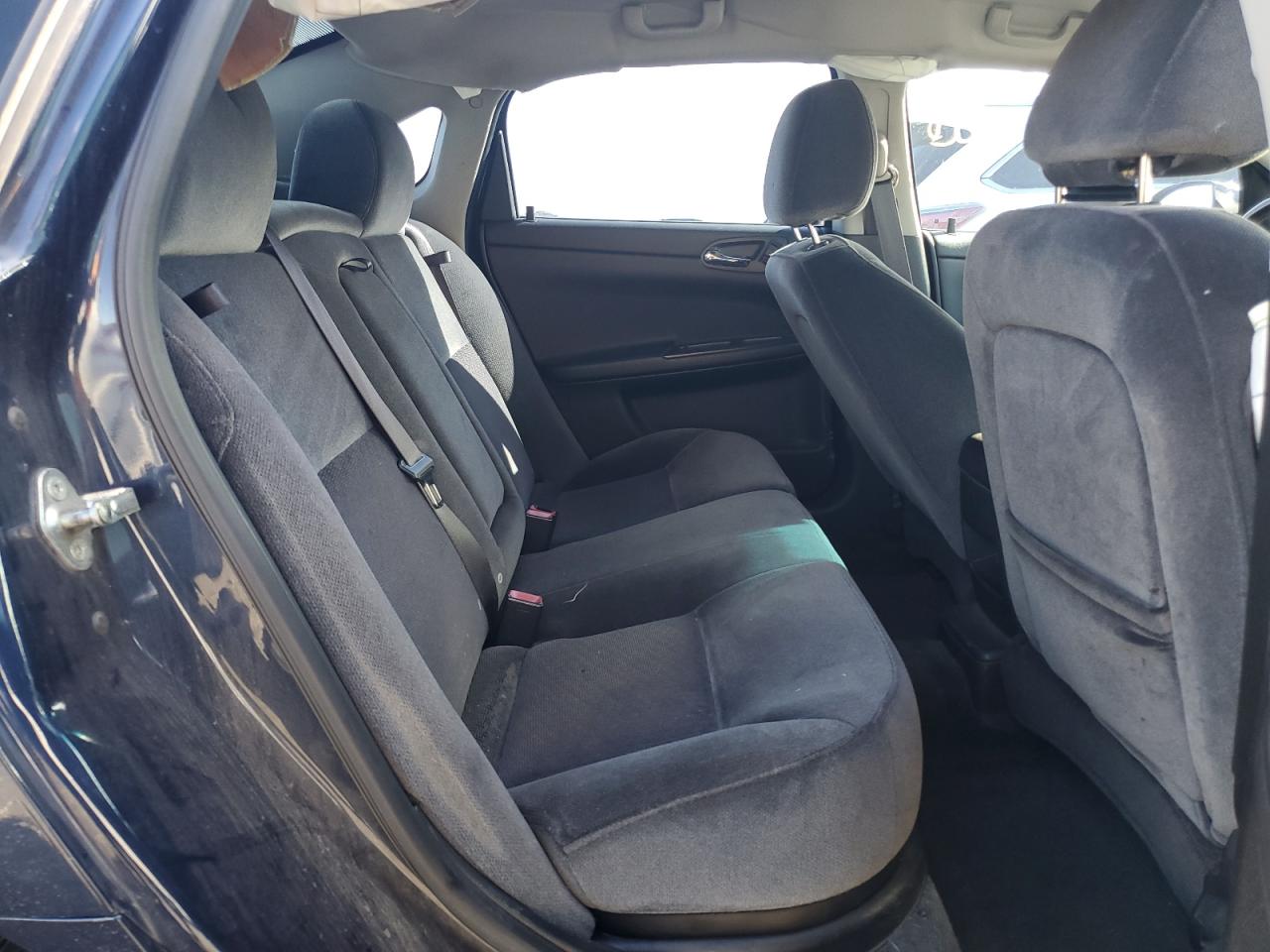 2012 Chevrolet Impala - Image 10