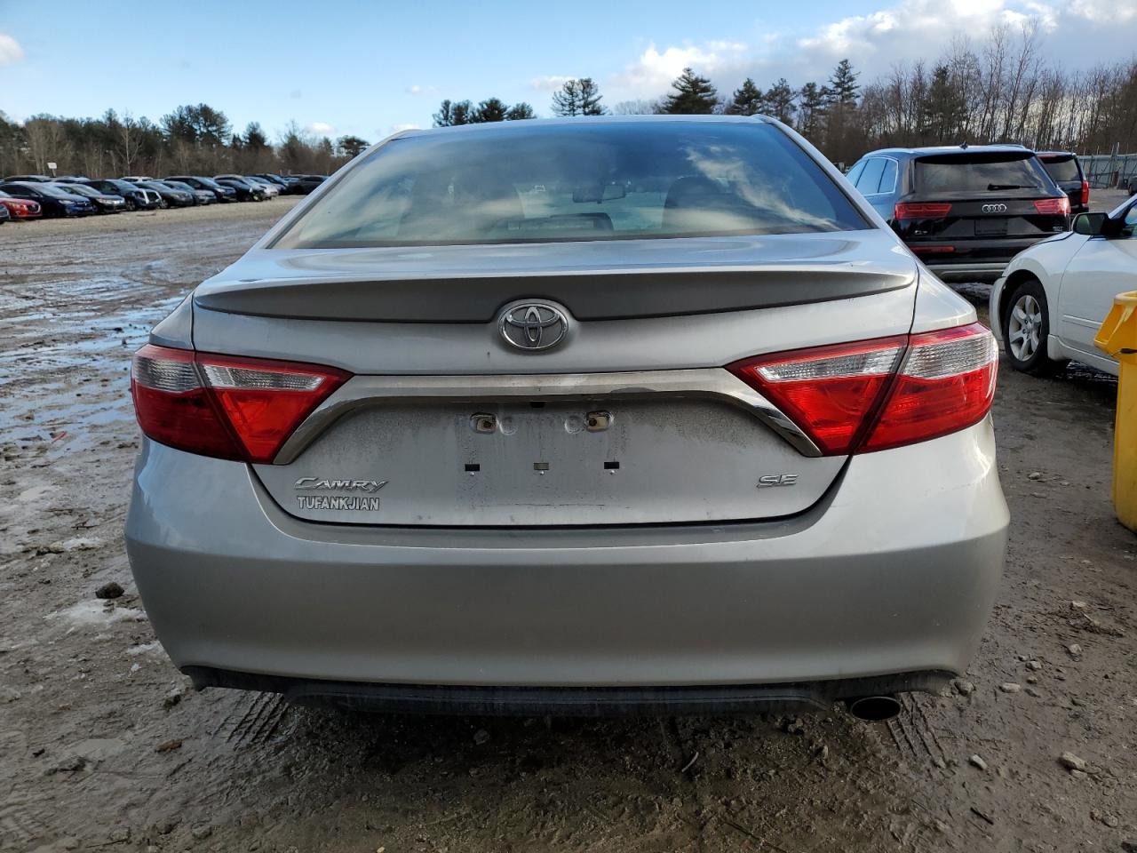 2016 Toyota Camry - Image 6