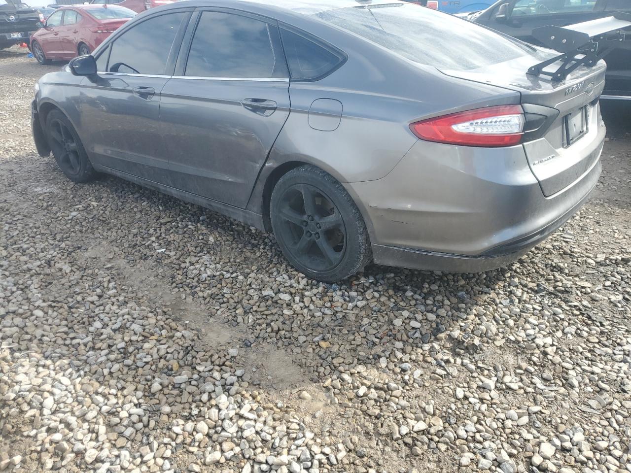 2013 Ford Fusion - Image 2