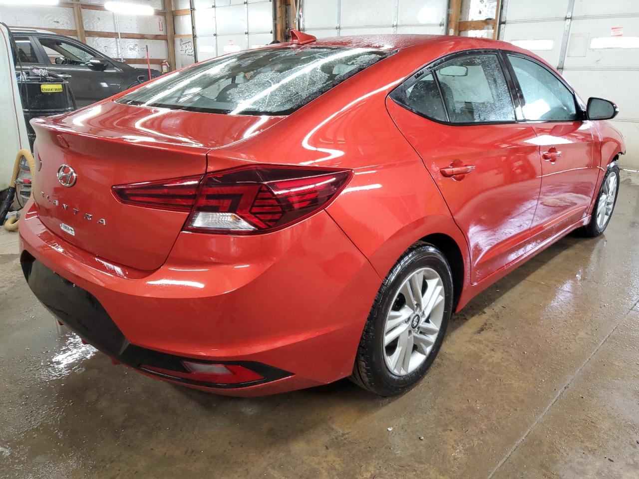 2020 Hyundai Elantra - Image 3