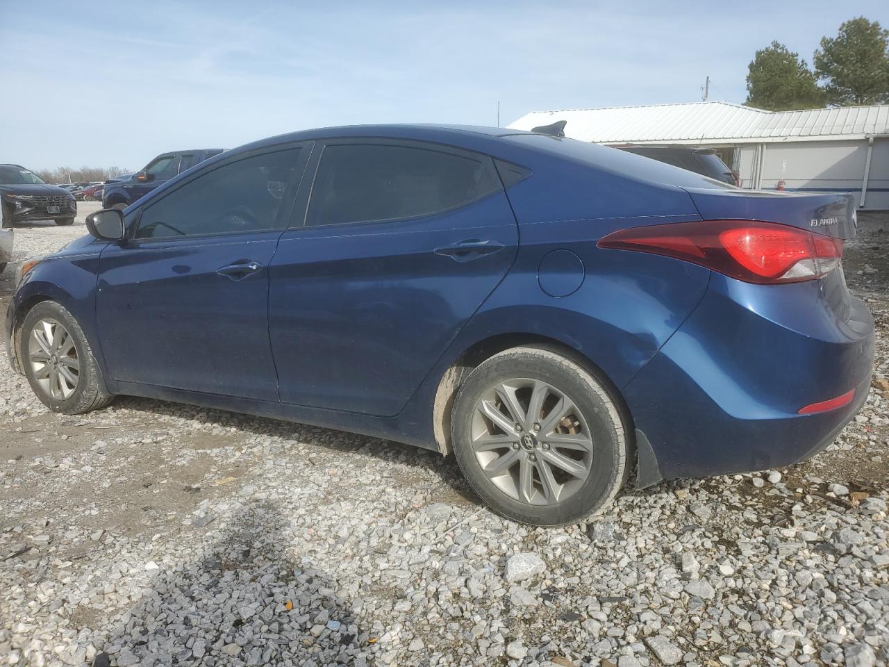 2016 Hyundai Elantra - Image 2