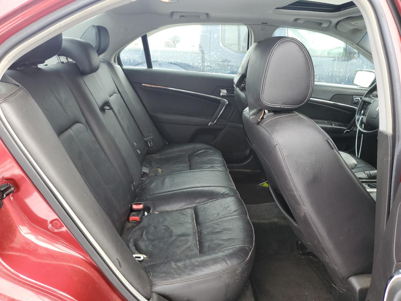2012 Lincoln MKZ - Image 10