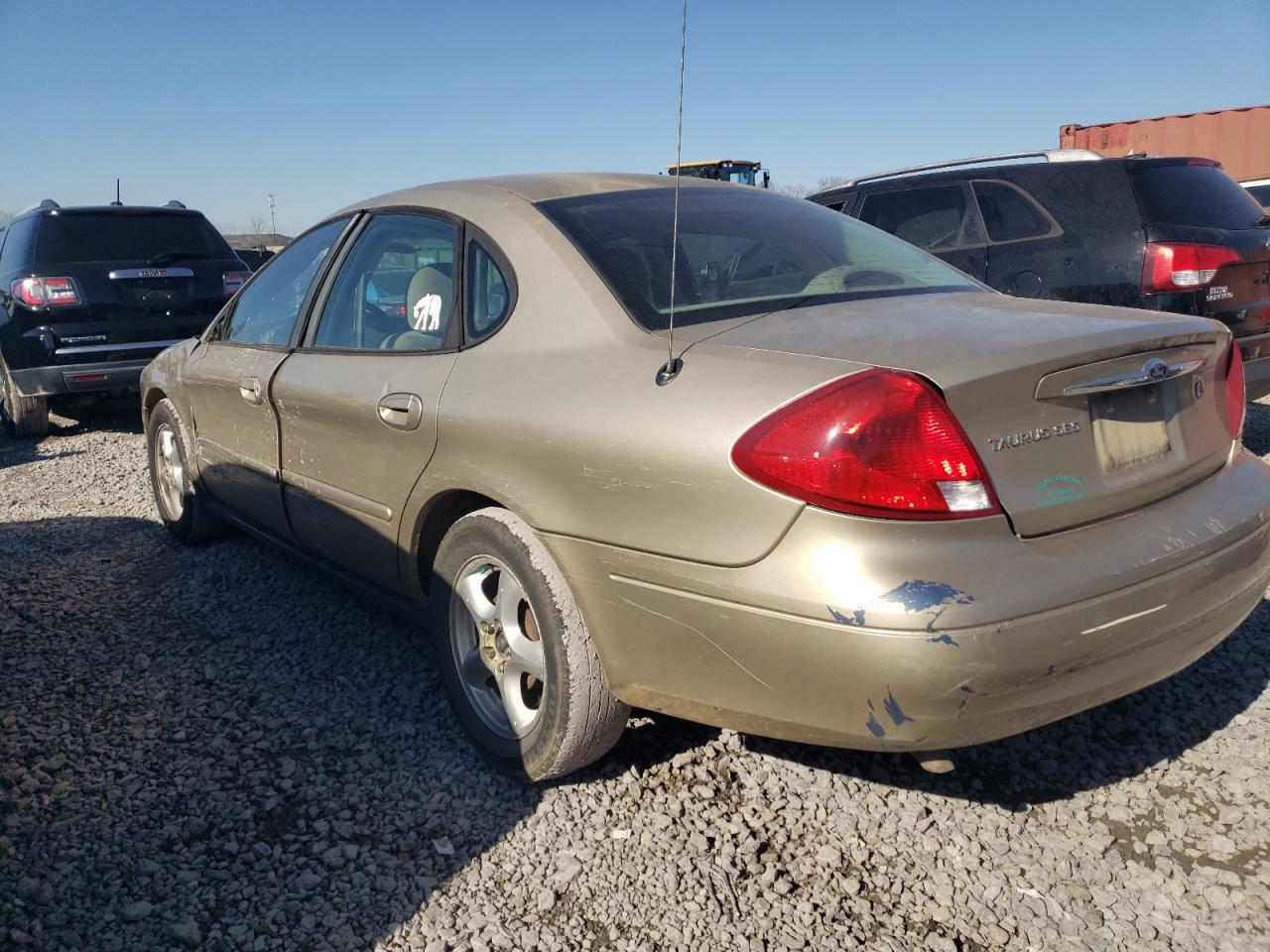 2001 Ford Taurus - Image 2