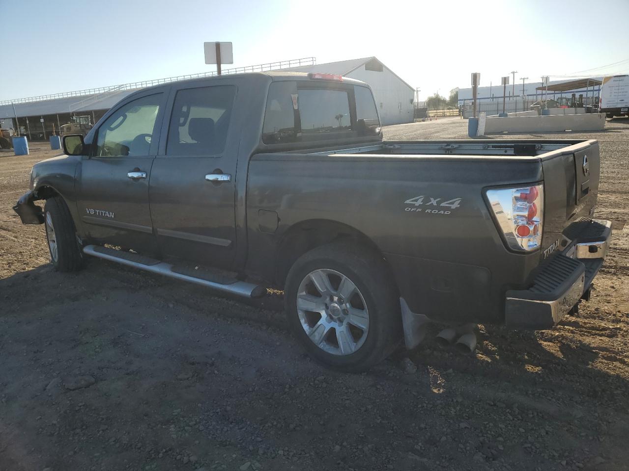 2006 Nissan Titan - Image 2
