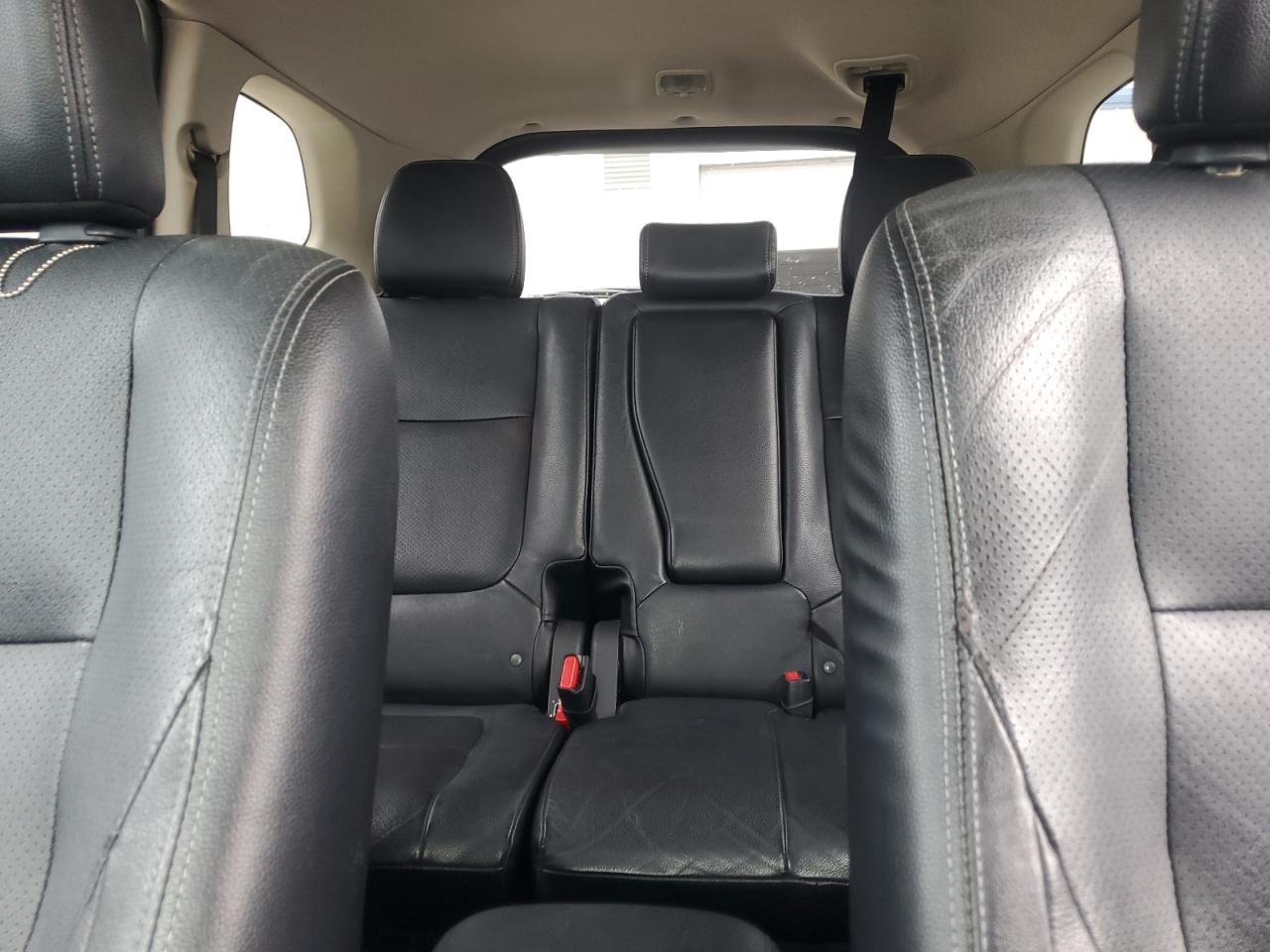 2017 Mitsubishi Outlander - Image 10