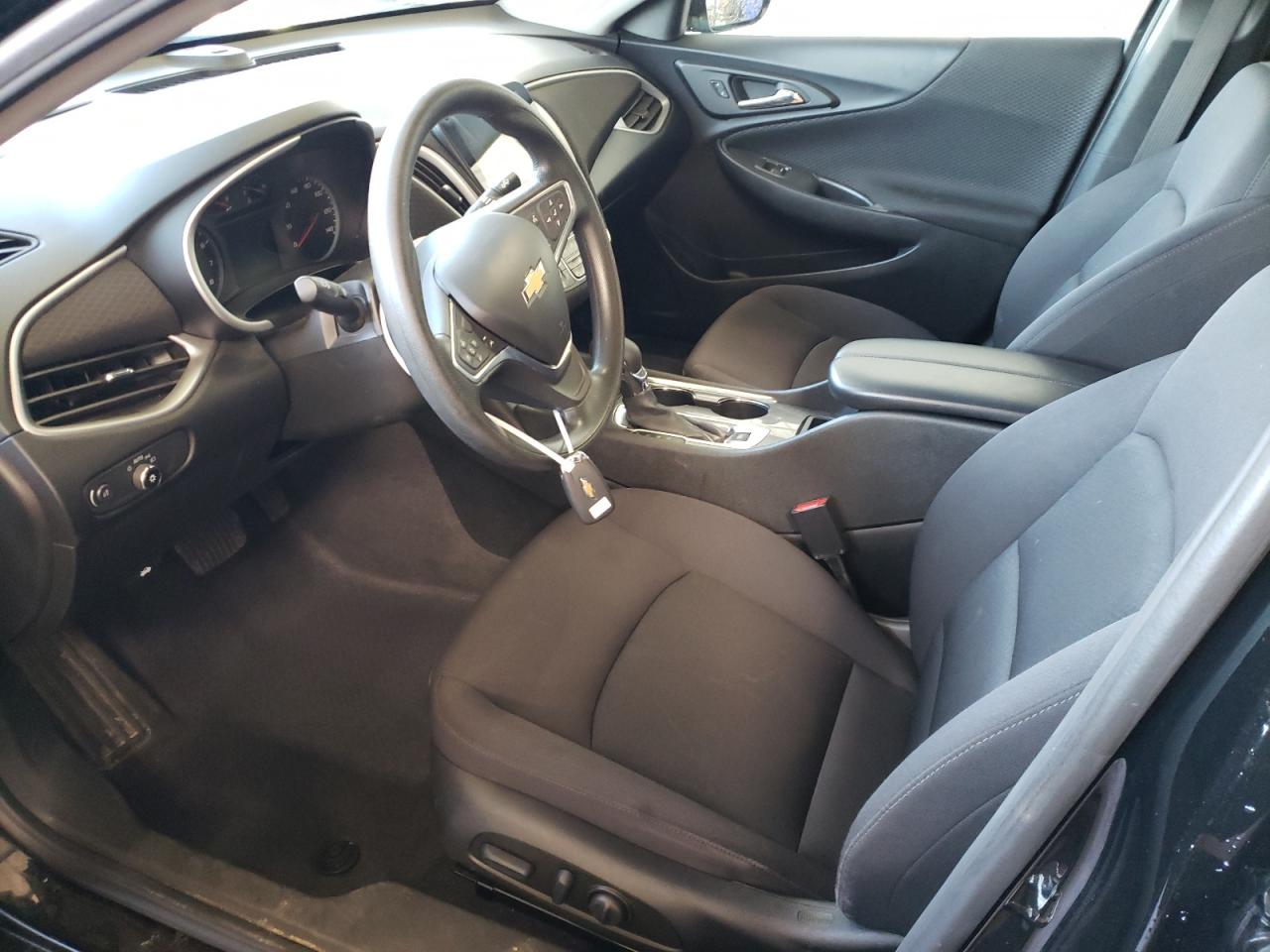 2023 Chevrolet Malibu - Image 7
