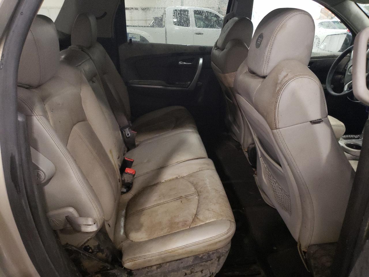 2008 GMC Acadia - Image 11