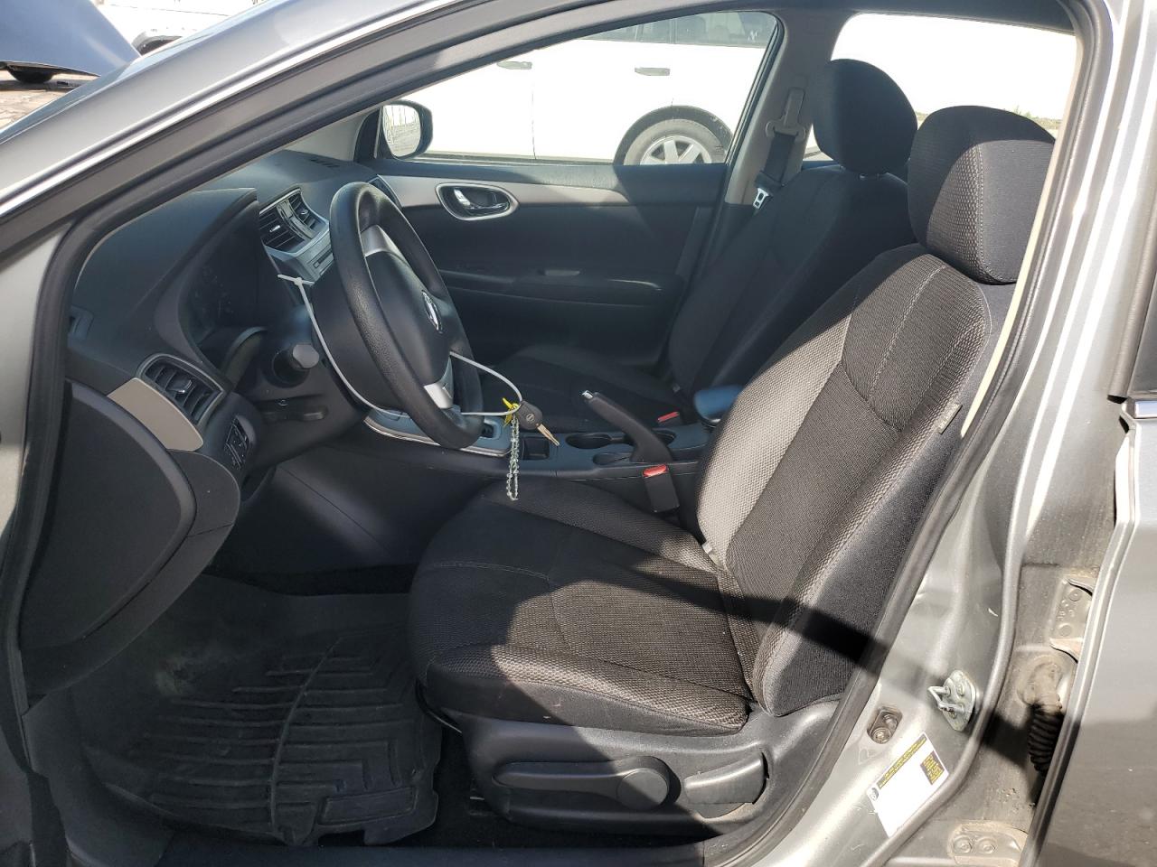 2013 Nissan Sentra - Image 7