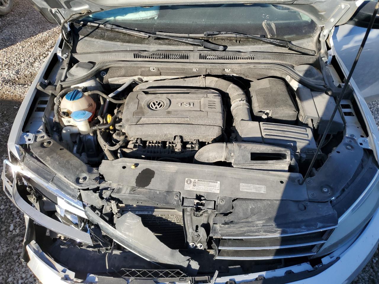 2015 Volkswagen Jetta - Image 12