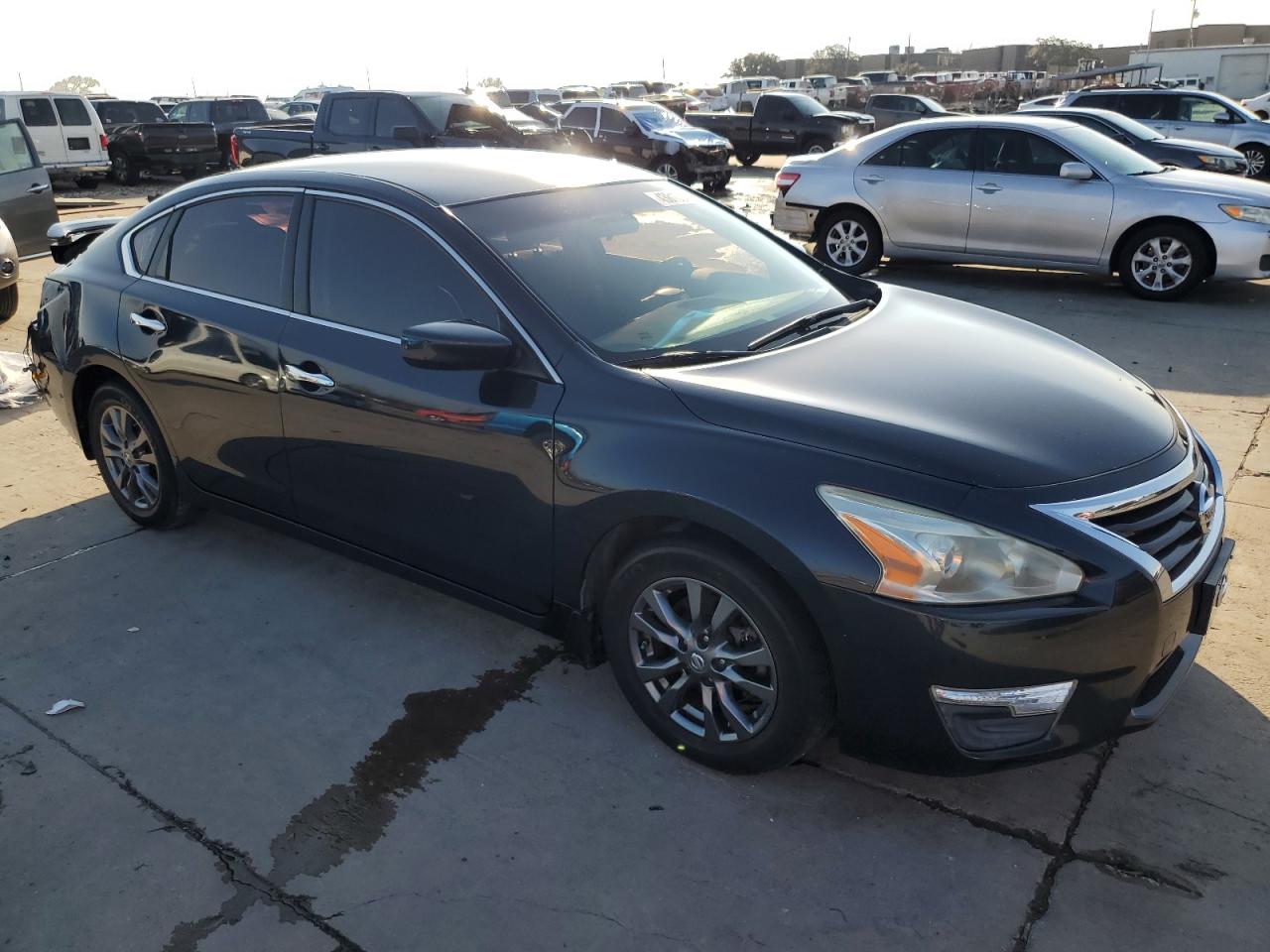 2015 Nissan Altima - Image 4